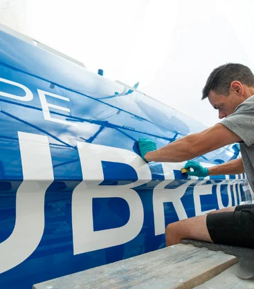 actu-min-reveal-imoca-gdII-1070x1220-demi.png