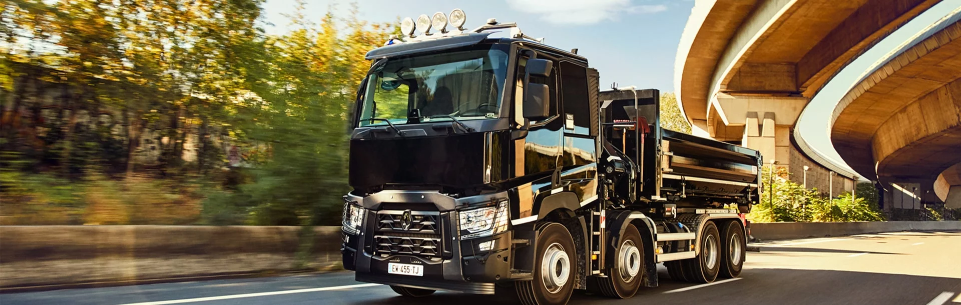 actu-header-3840x1220-renault-trucks-demi-min.jpg