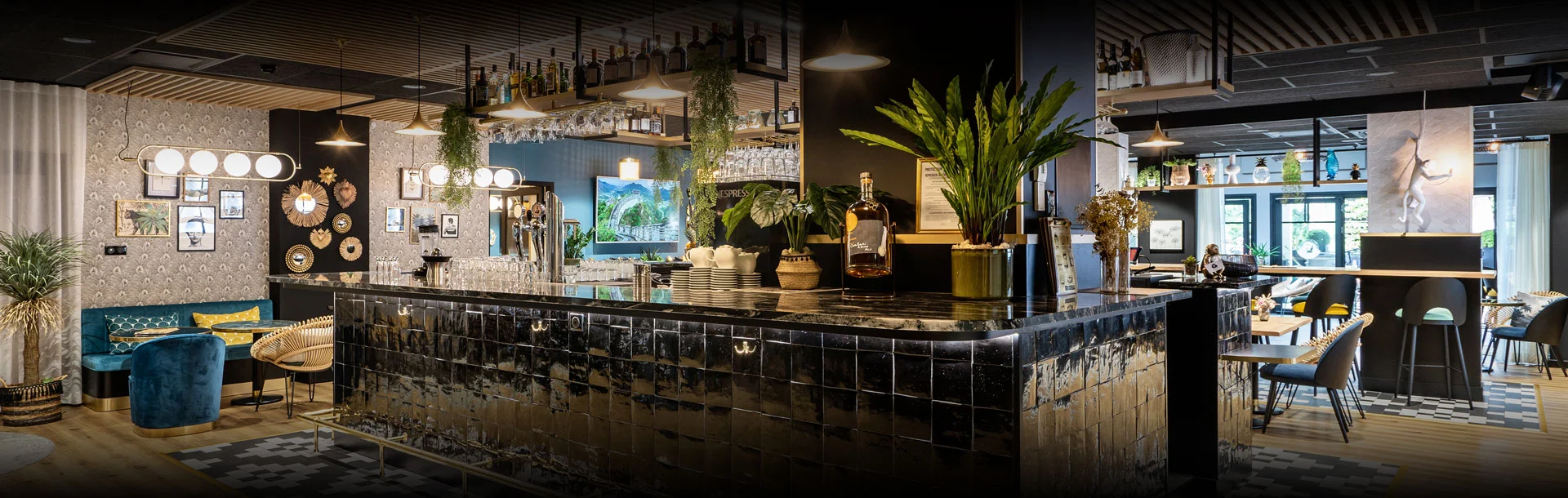 haut-page-hotel-3840x1220-demi-min.jpg