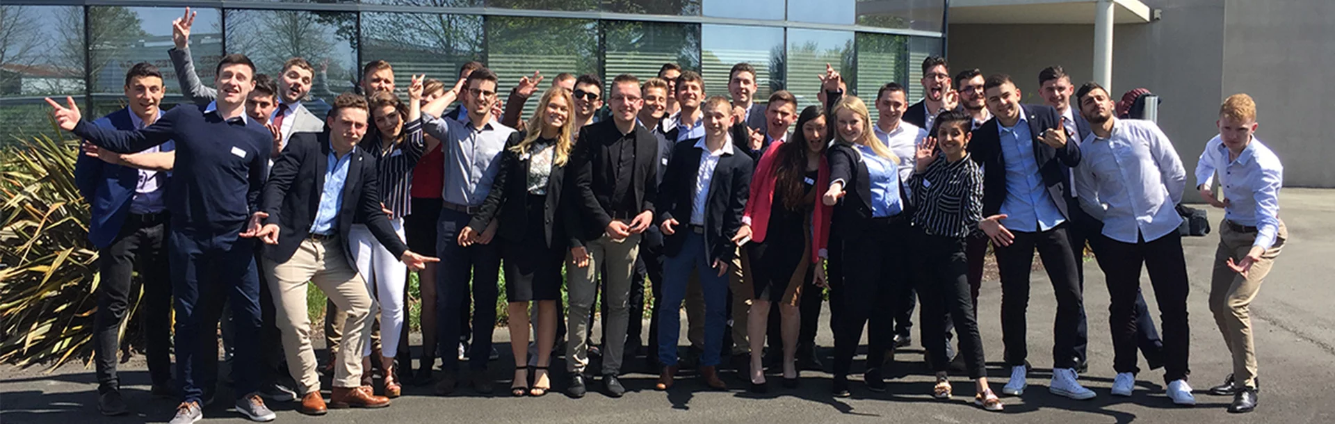 operation-destination1job-groupe-dubreuil-3840x1220-demi.jpg