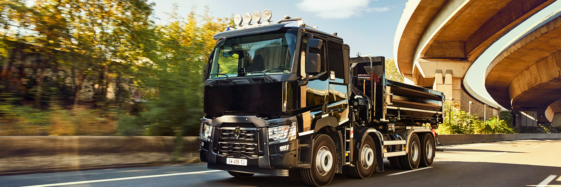 Le groupe Dubreuil se développe sur le Poids Lourd avec Renault Trucks